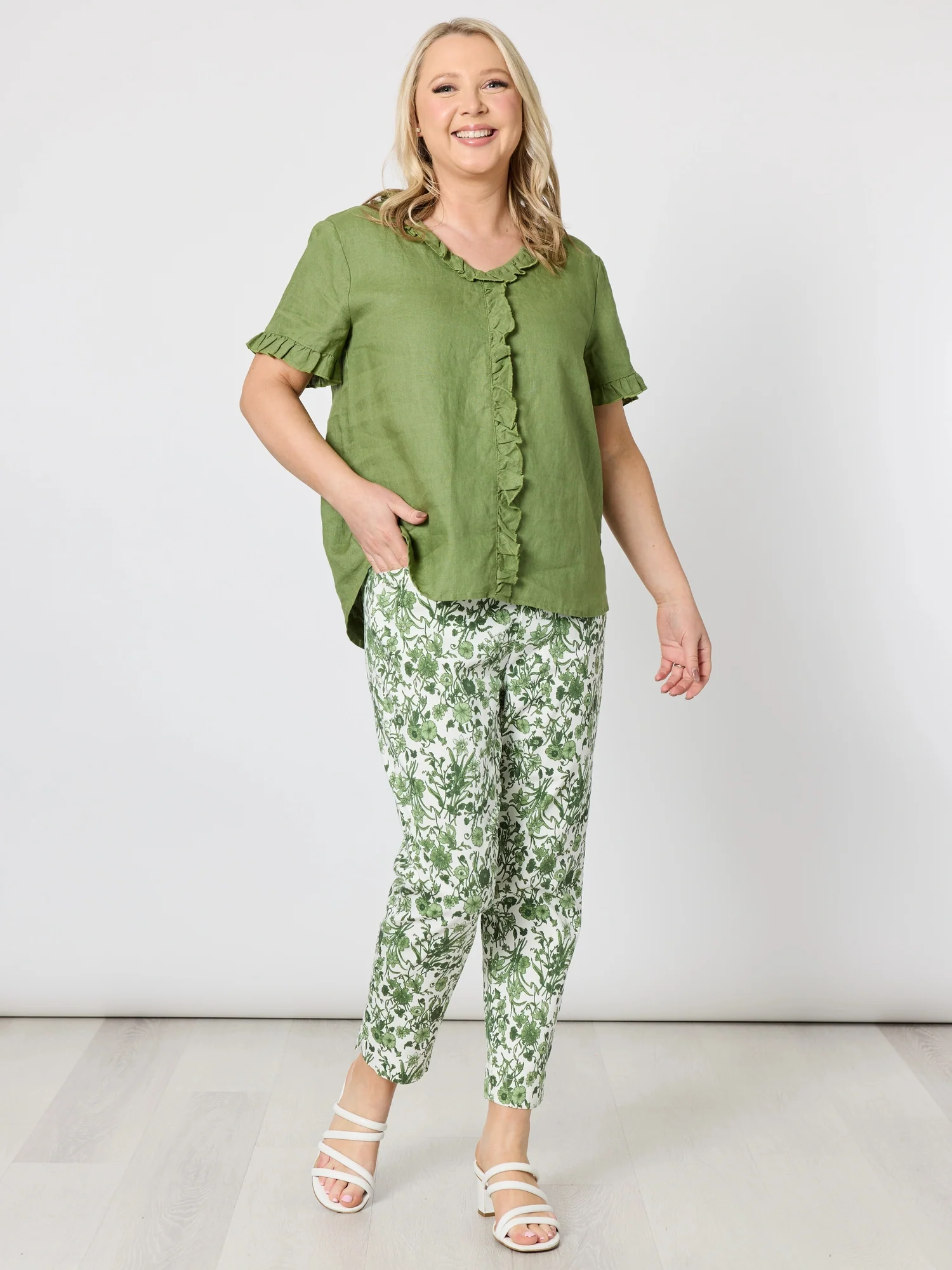 Alexandria Floral Print Pant - Basil White - Image 3