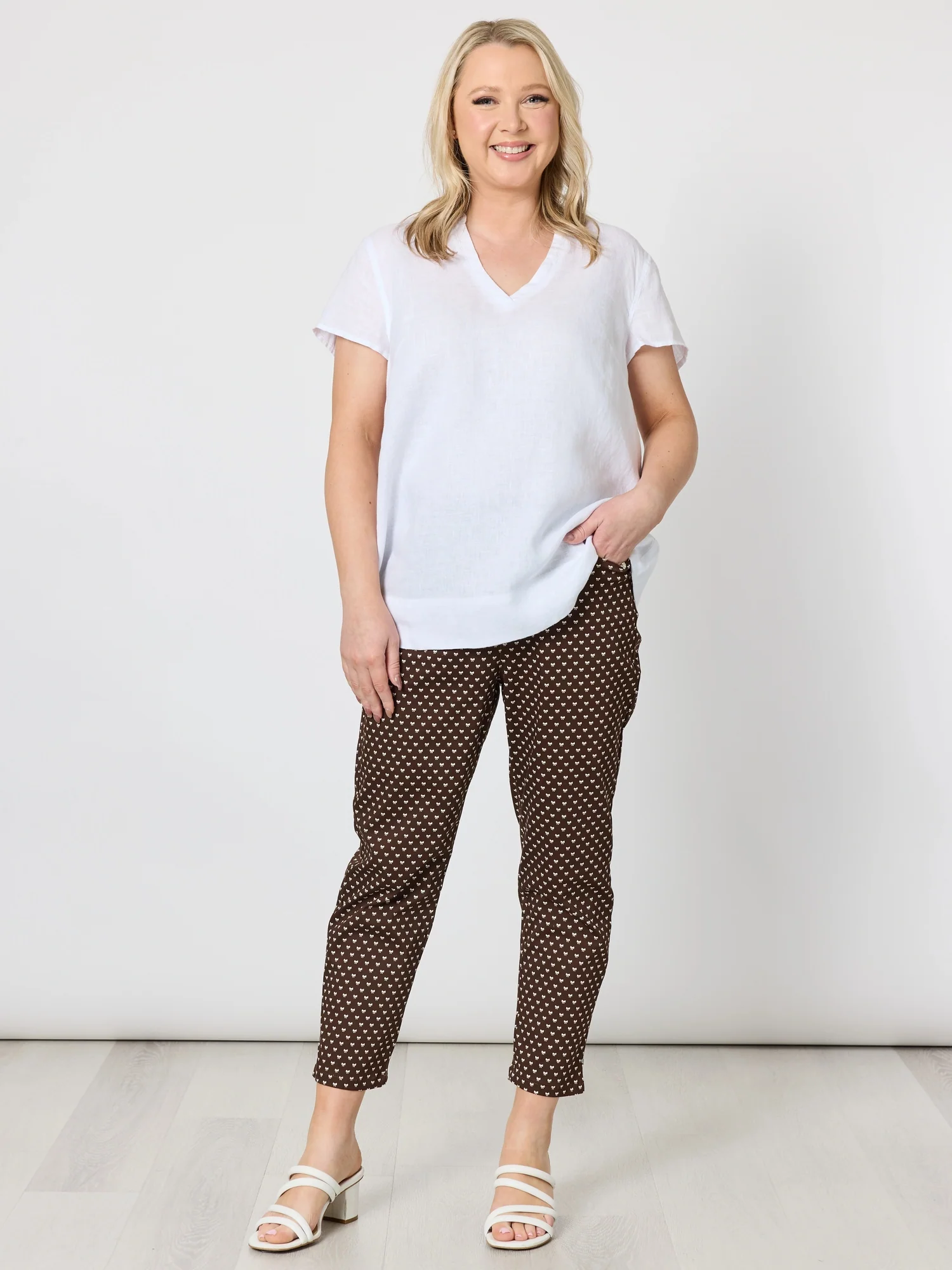 Beau Lino V Neck Top - White - Image 2
