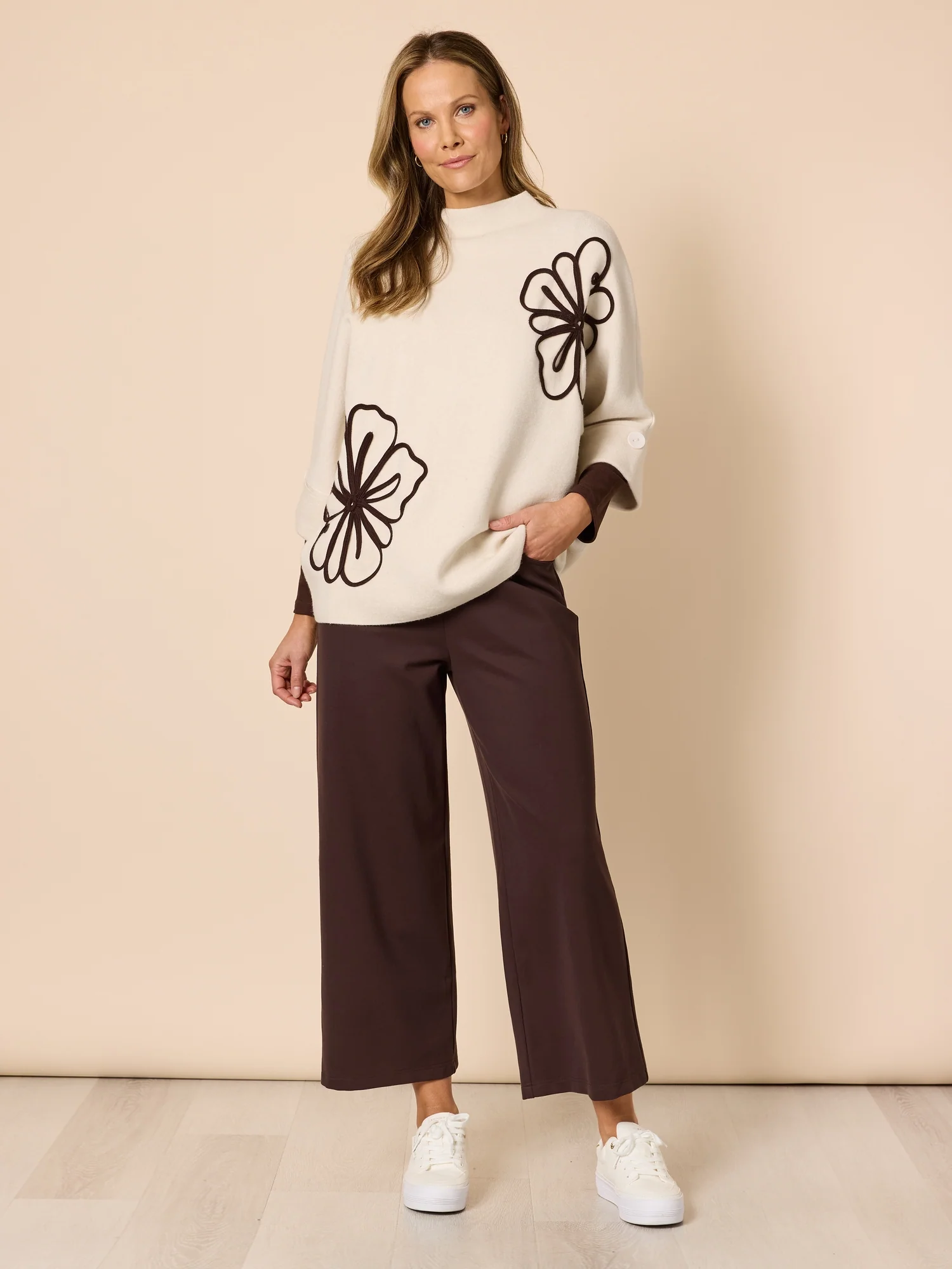 Brushed Crew Neck Long Sleeve Tee - Coffee - Image 6
