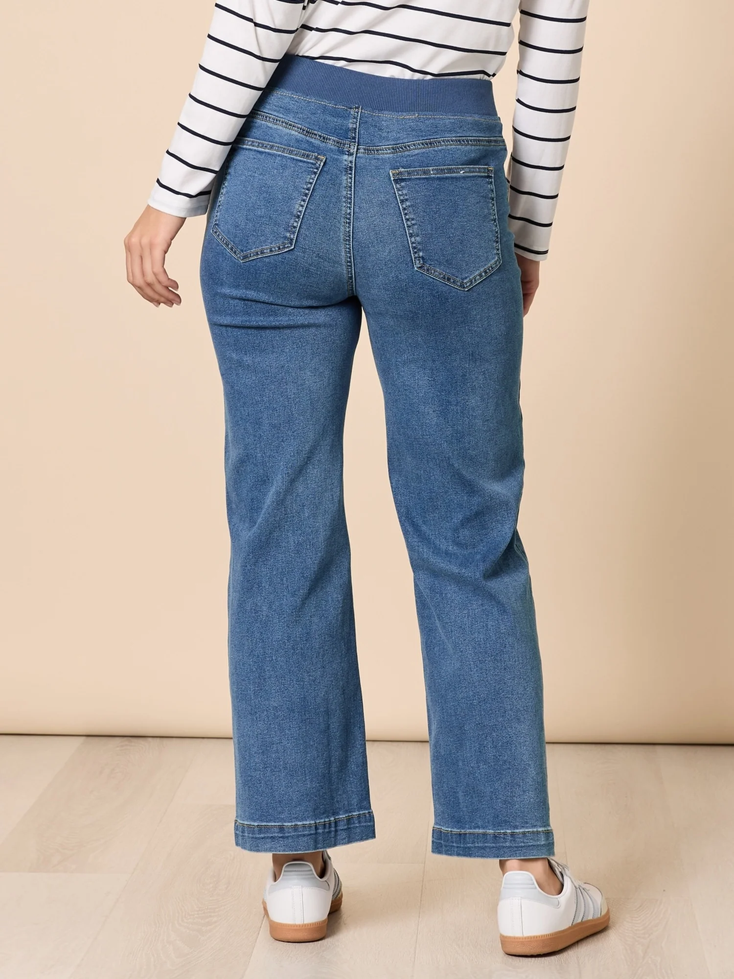 Carpenter Stretch Wide Leg Pull On Denim Jean - Washed Denim - Image 6