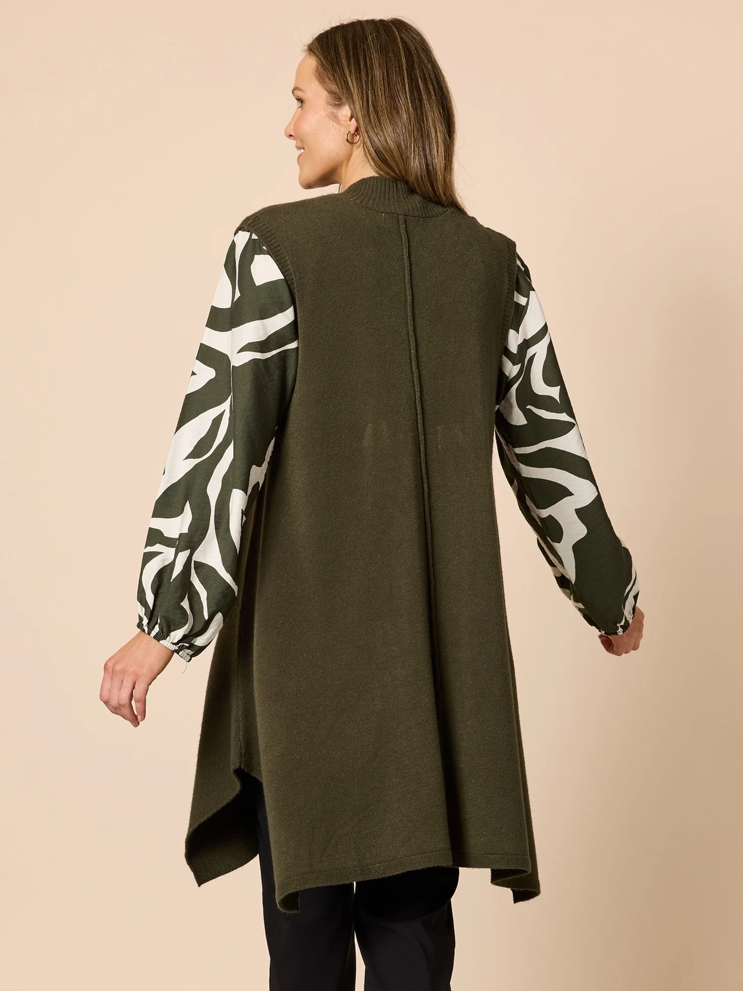 Casa Longline Knit Vest - Khaki - Image 4