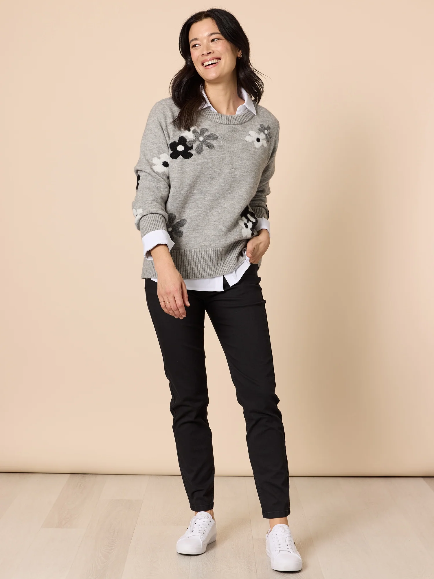 Chelsea Flower Knit - Floral Grey - Image 2