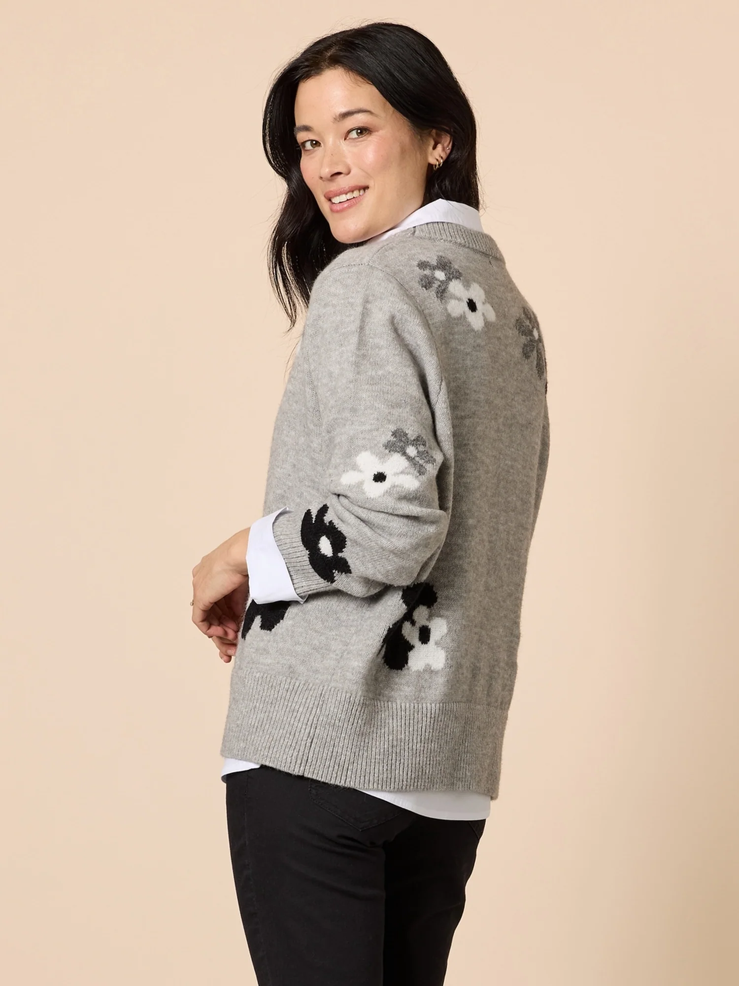 Chelsea Flower Knit - Floral Grey - Image 3