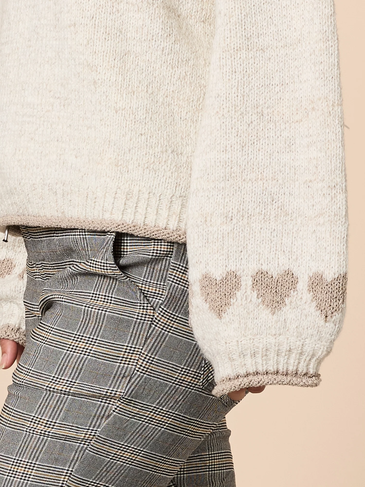 Chic Heart Knit - Ivory - Image 2