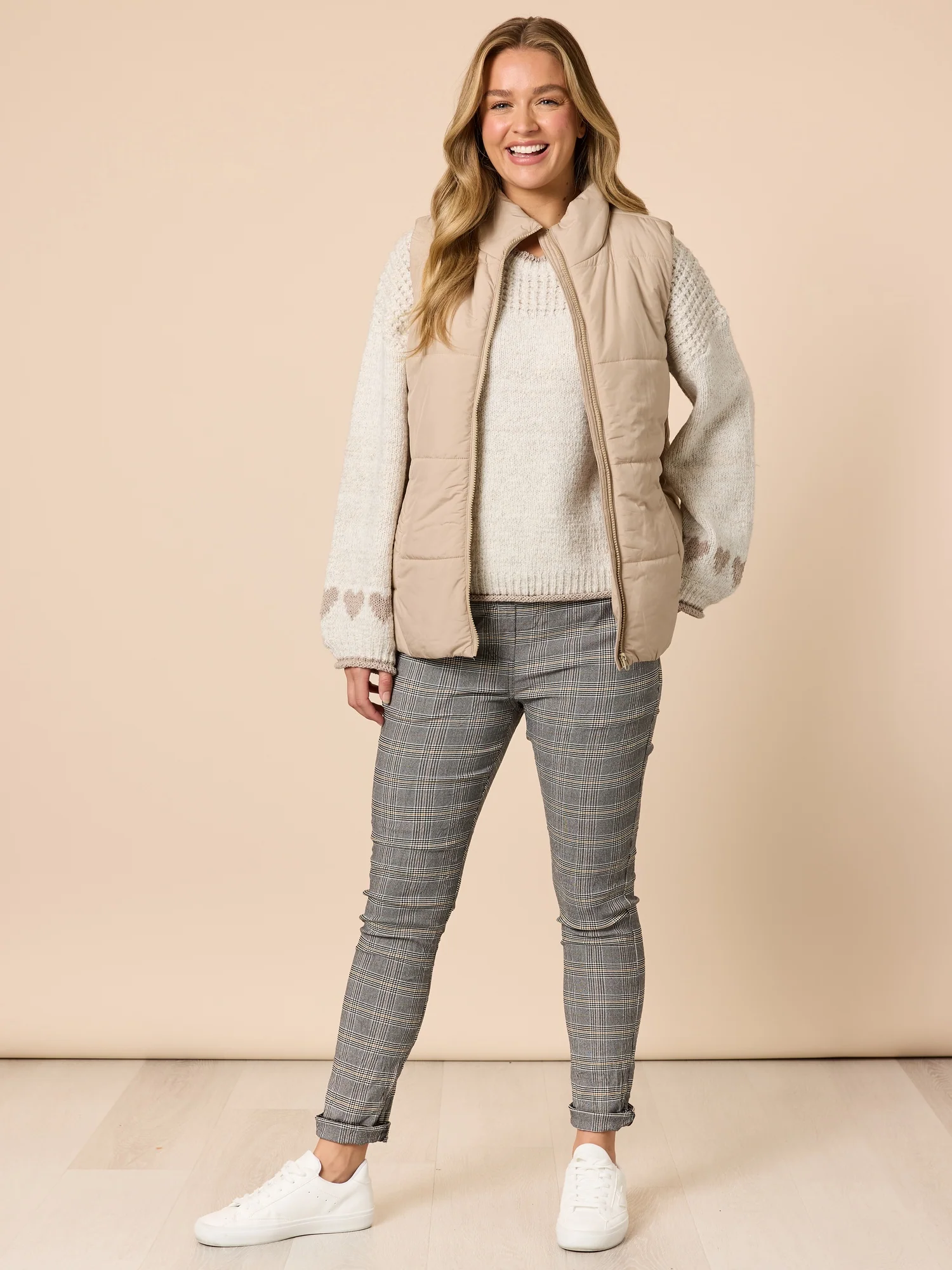Chic Heart Knit - Ivory - Image 8