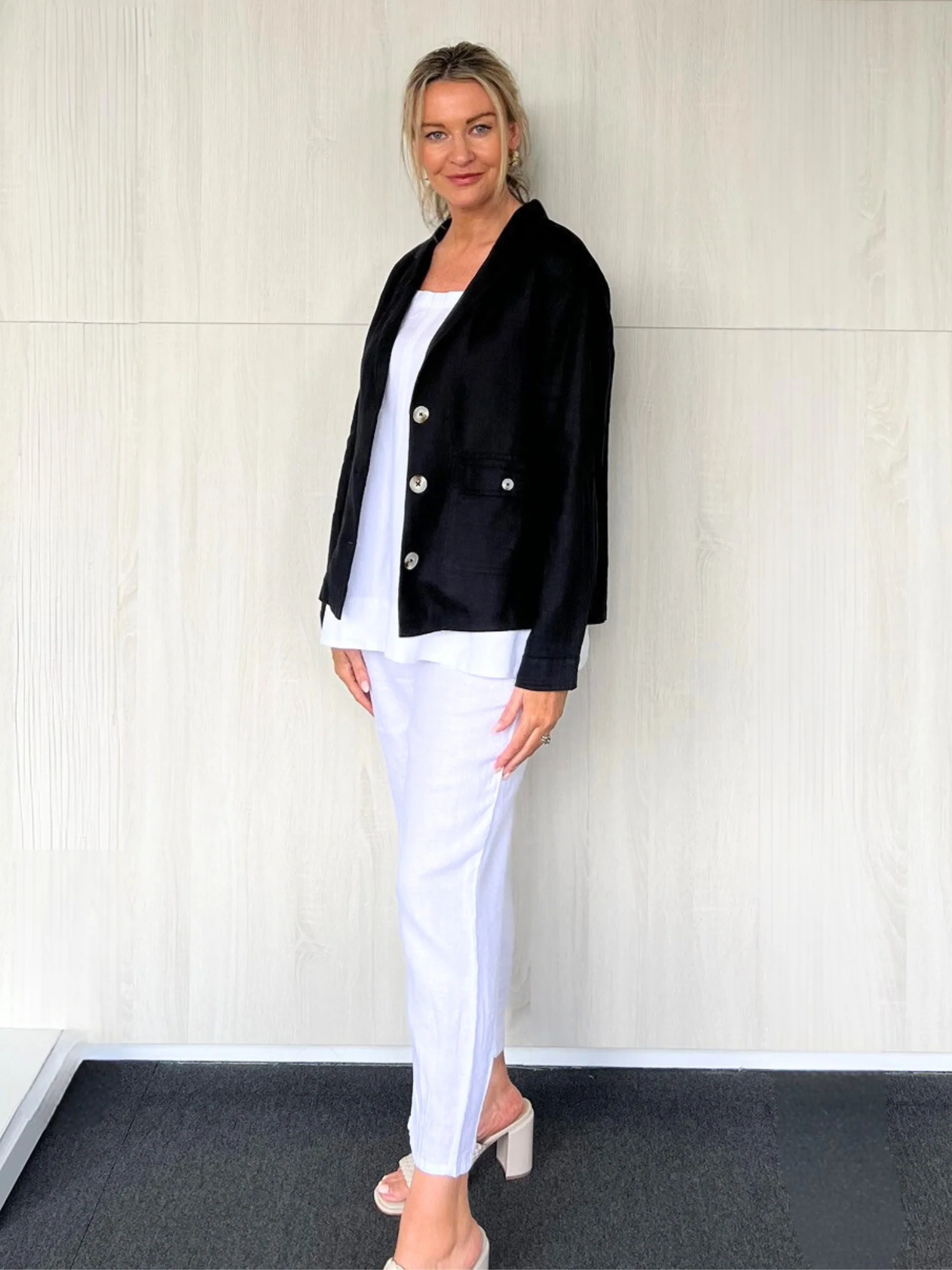 Danielle Linen Cropped Blazer - Black - Image 5