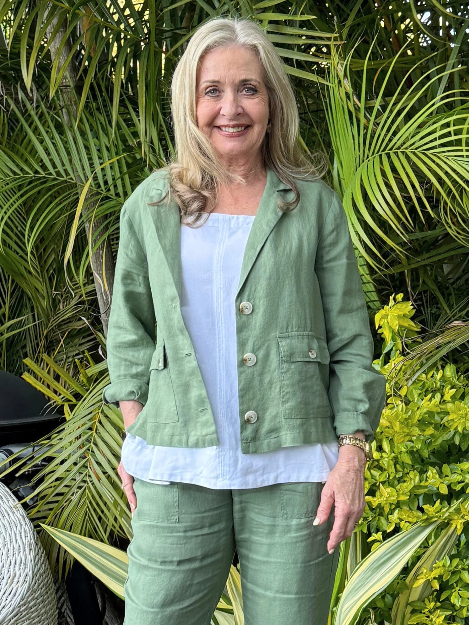 Danielle Linen Cropped Blazer - Khaki - Image 5