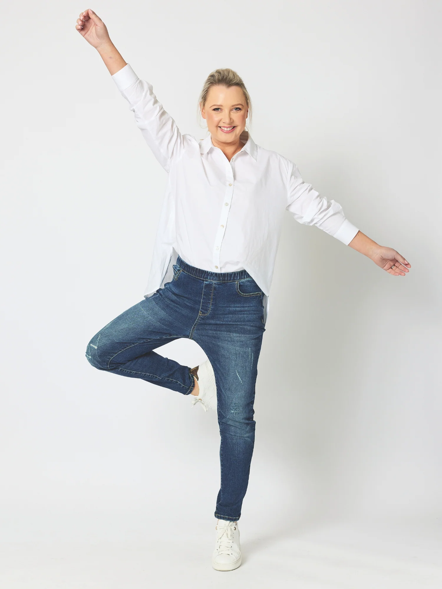 LA Distressed Pull On Stretch Denim Jean - Dark Denim - Image 15