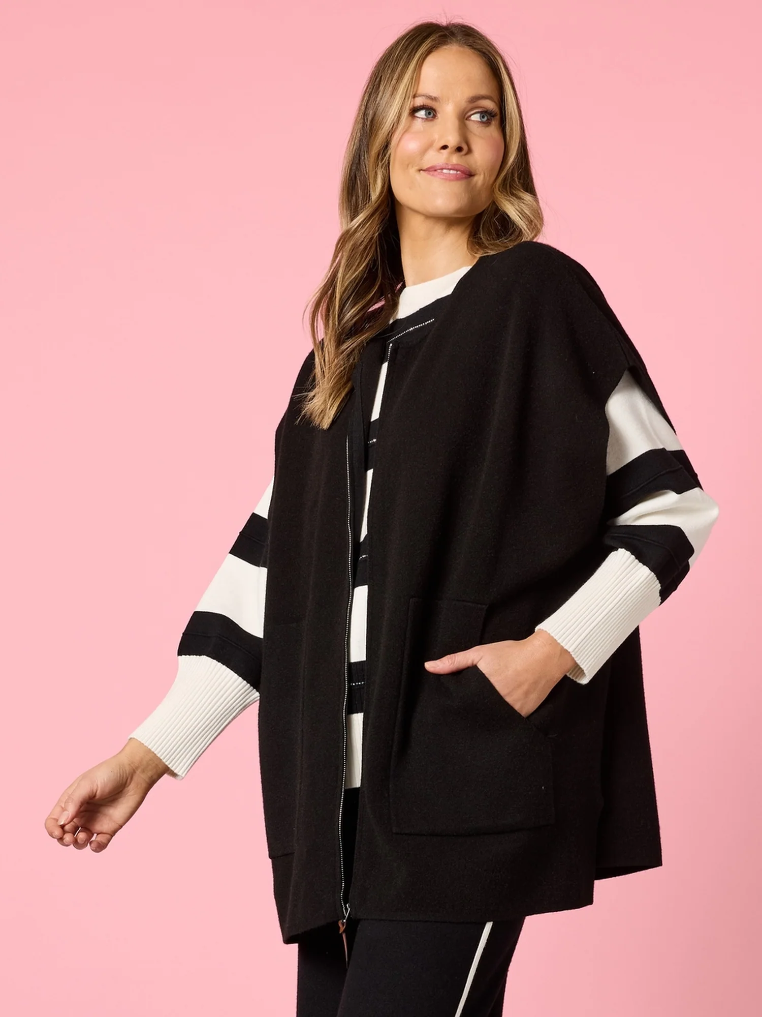 Elena Short Sleeve Zip Knit - Black - Image 3