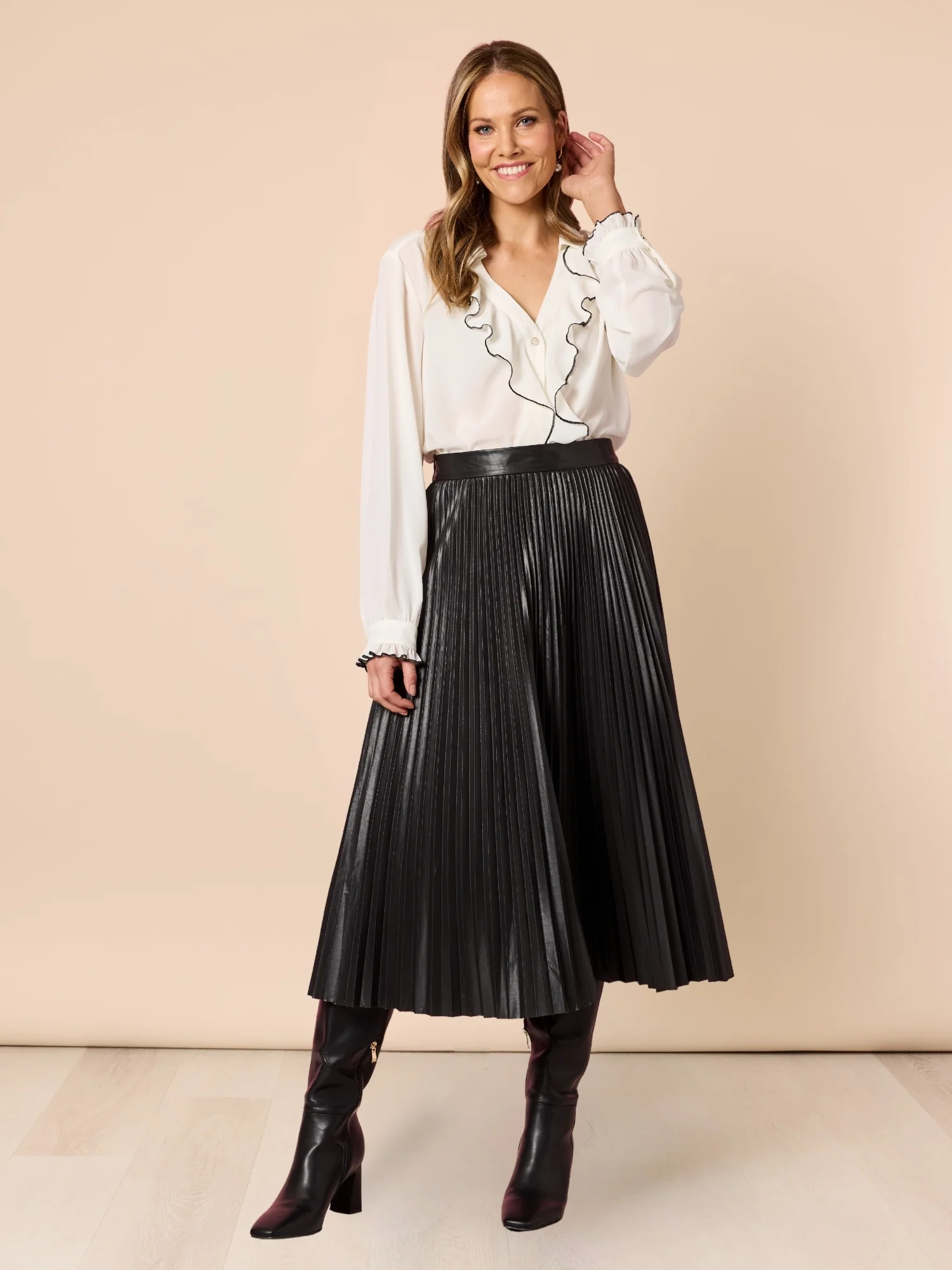 Florence Faux Leather Pleat Skirt - Black - Image 5