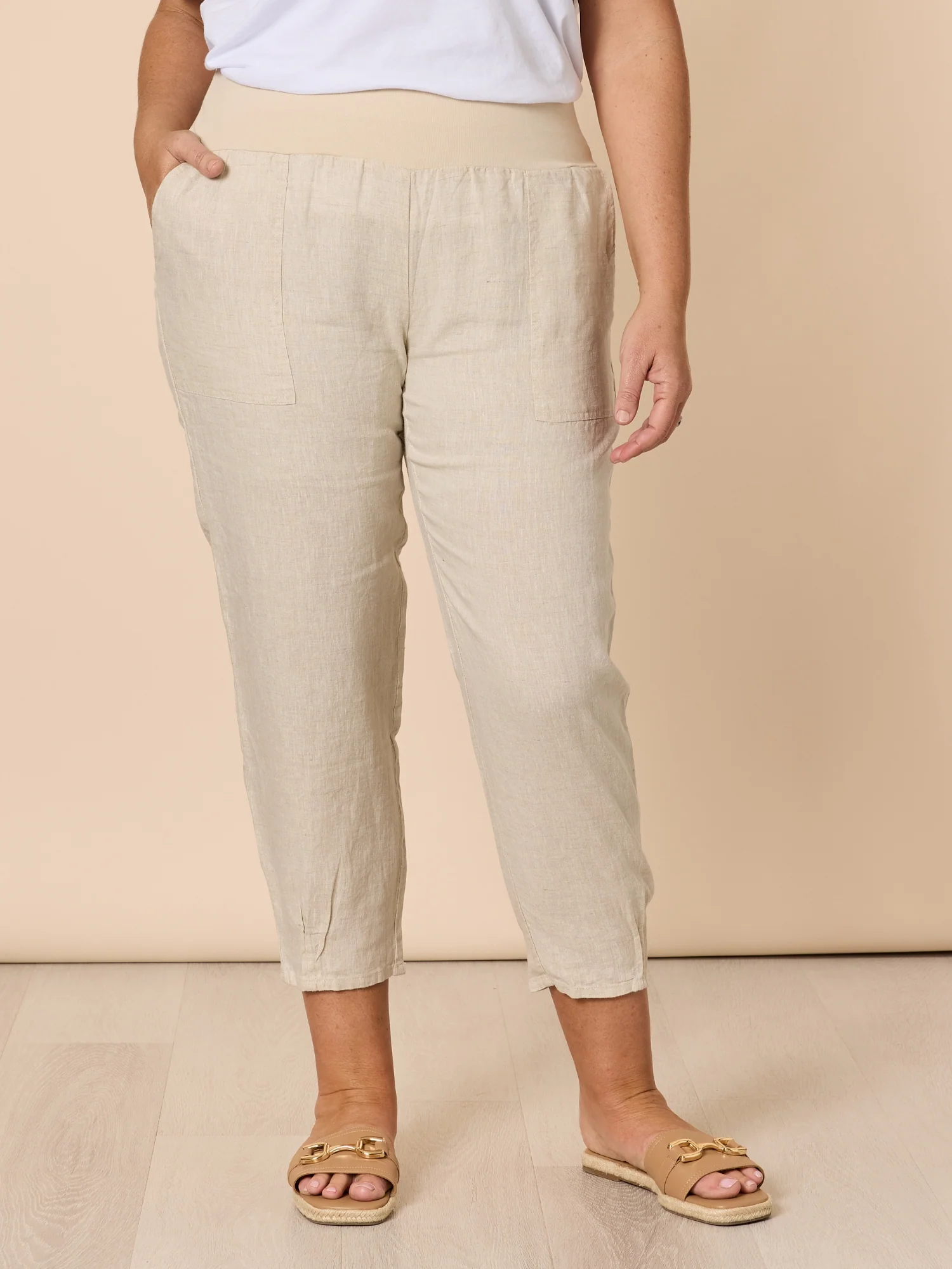 Sarah Linen Pleat Hem Pant - Natural - Image 11
