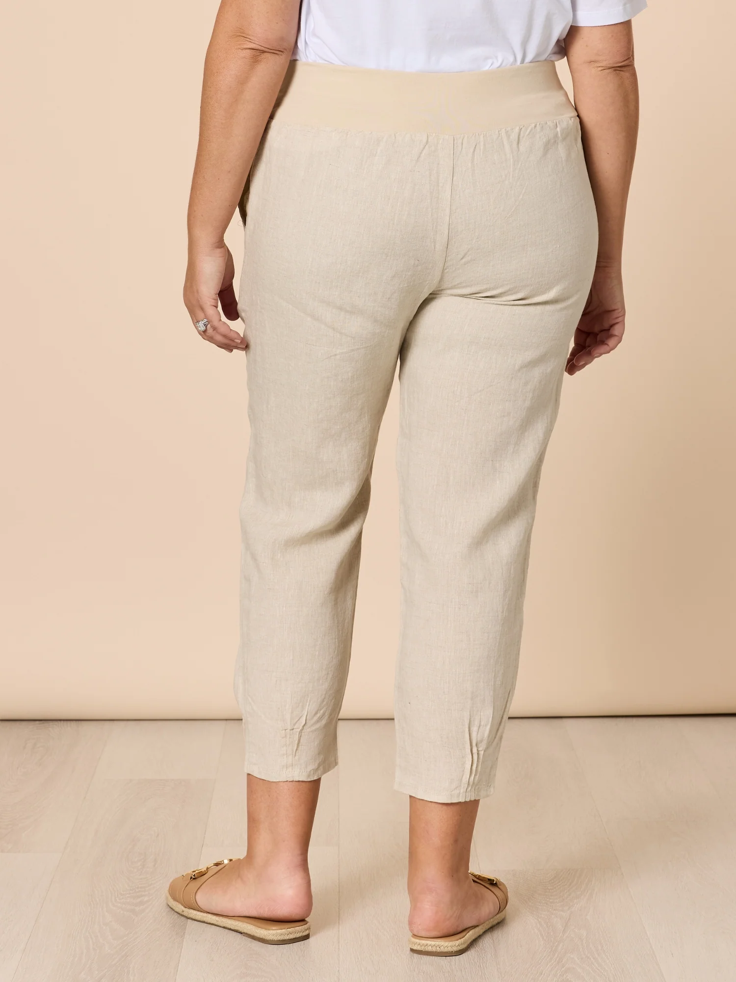 Sarah Linen Pleat Hem Pant - Natural - Image 7