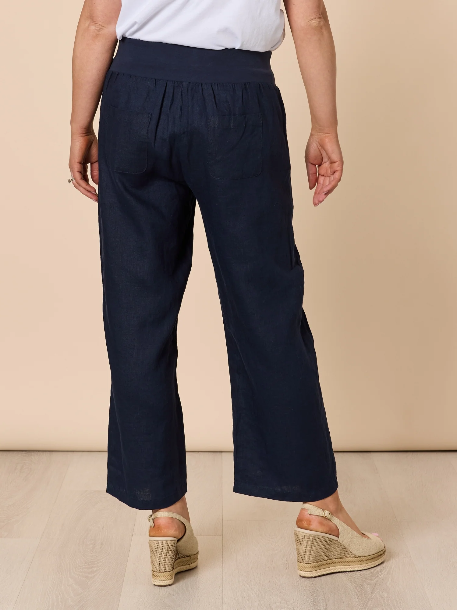 Lara Linen Wide Leg Pant - Navy - Image 6