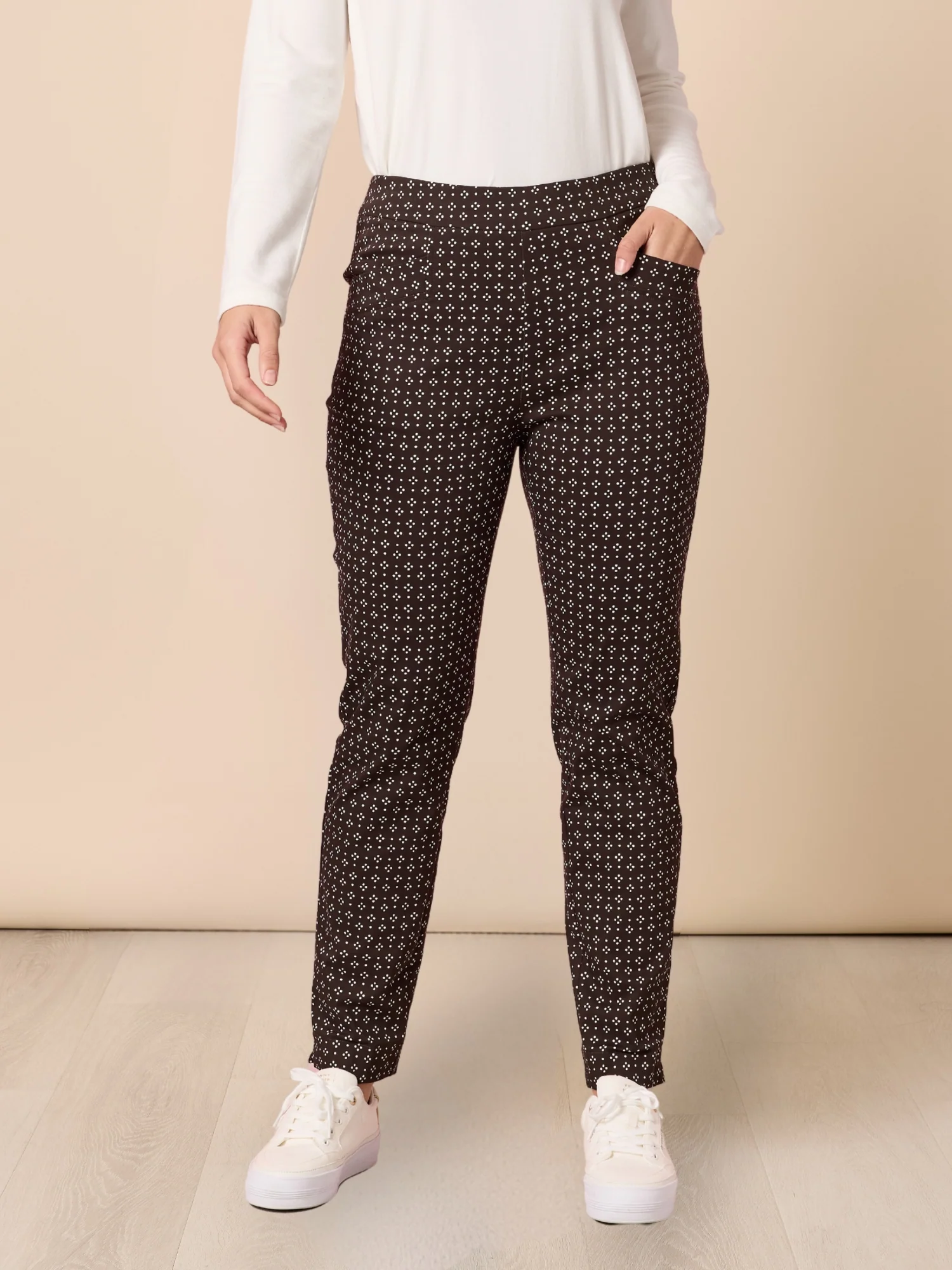 Kelly Print Slim Leg Pant - Coffee