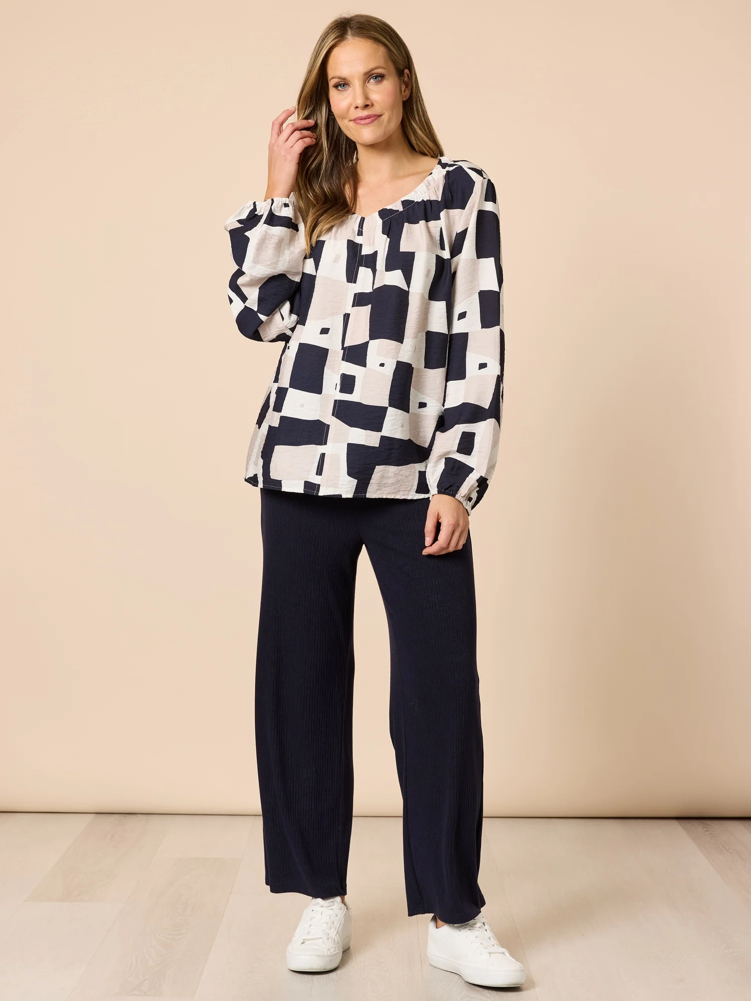 Le Lounge Ribbed Pant - Navy - Image 6