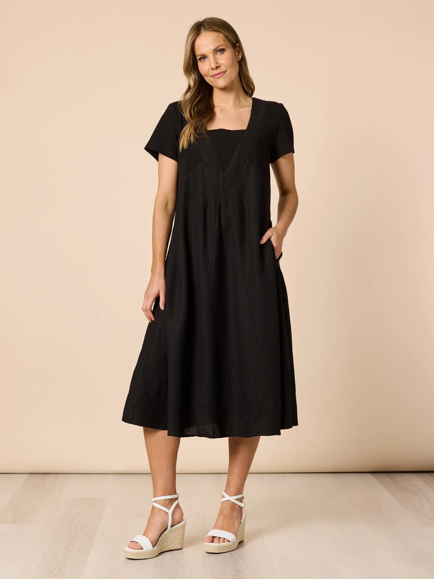 Lino Le Marais Dress - Black - Image 11