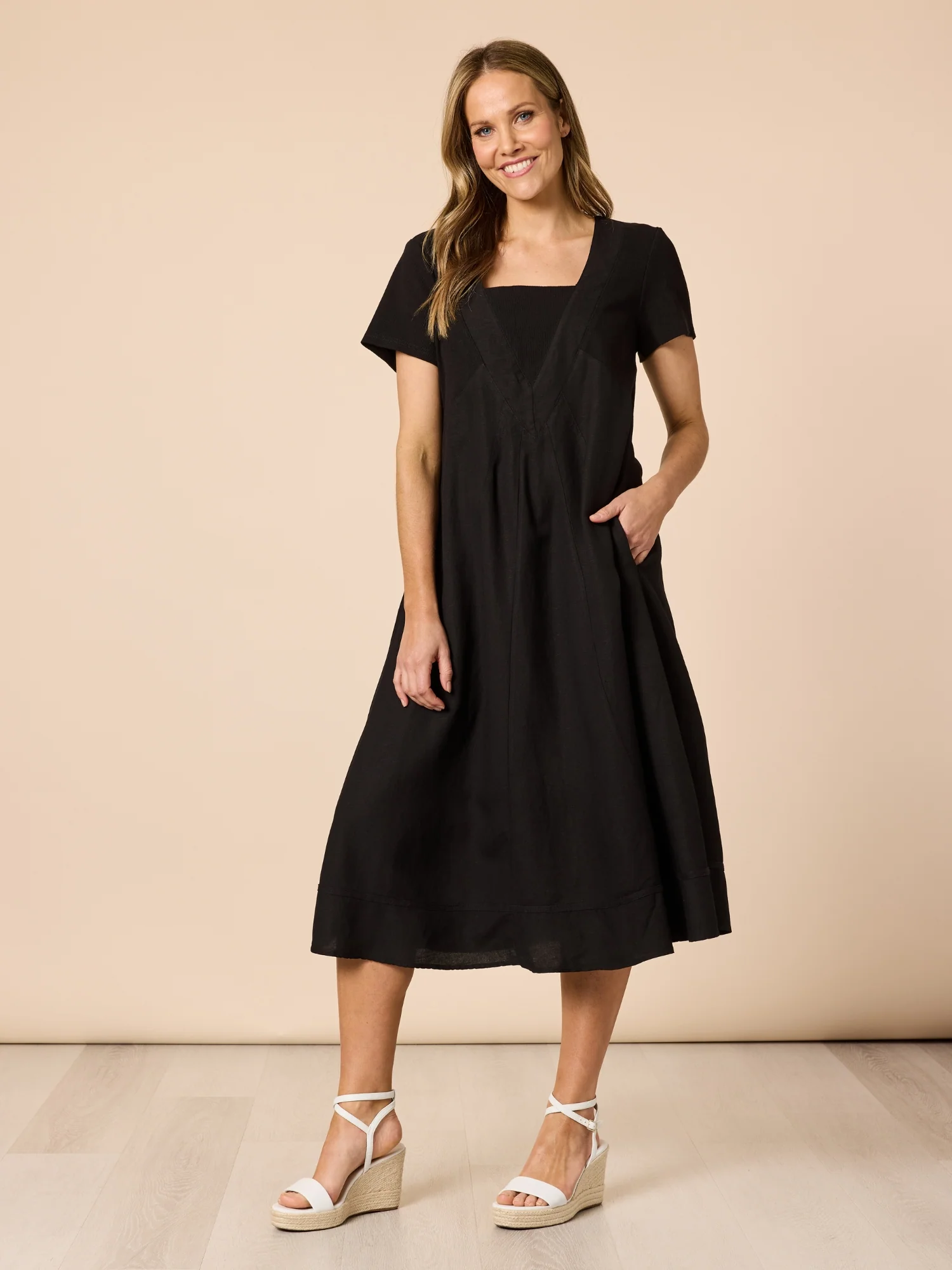 Lino Le Marais Dress - Black - Image 9
