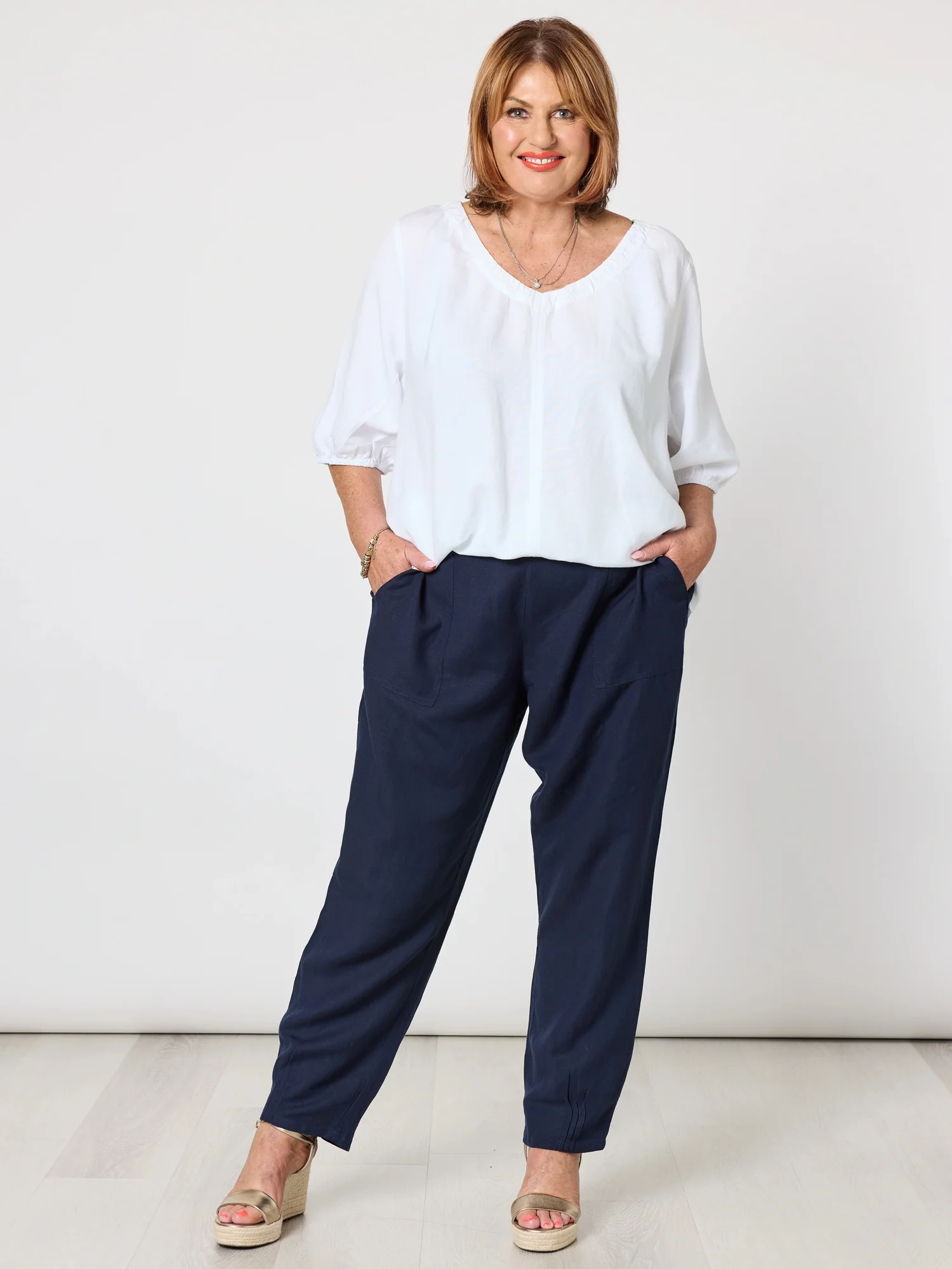 Lino Tapered Pant - Navy - Image 4