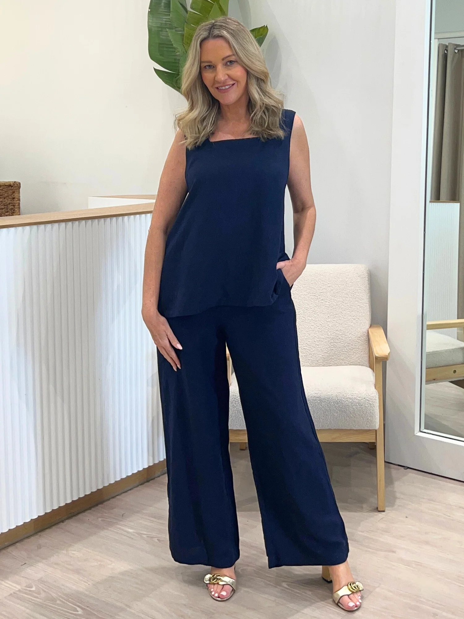 Lino Wide Leg Pant - Navy - Image 4