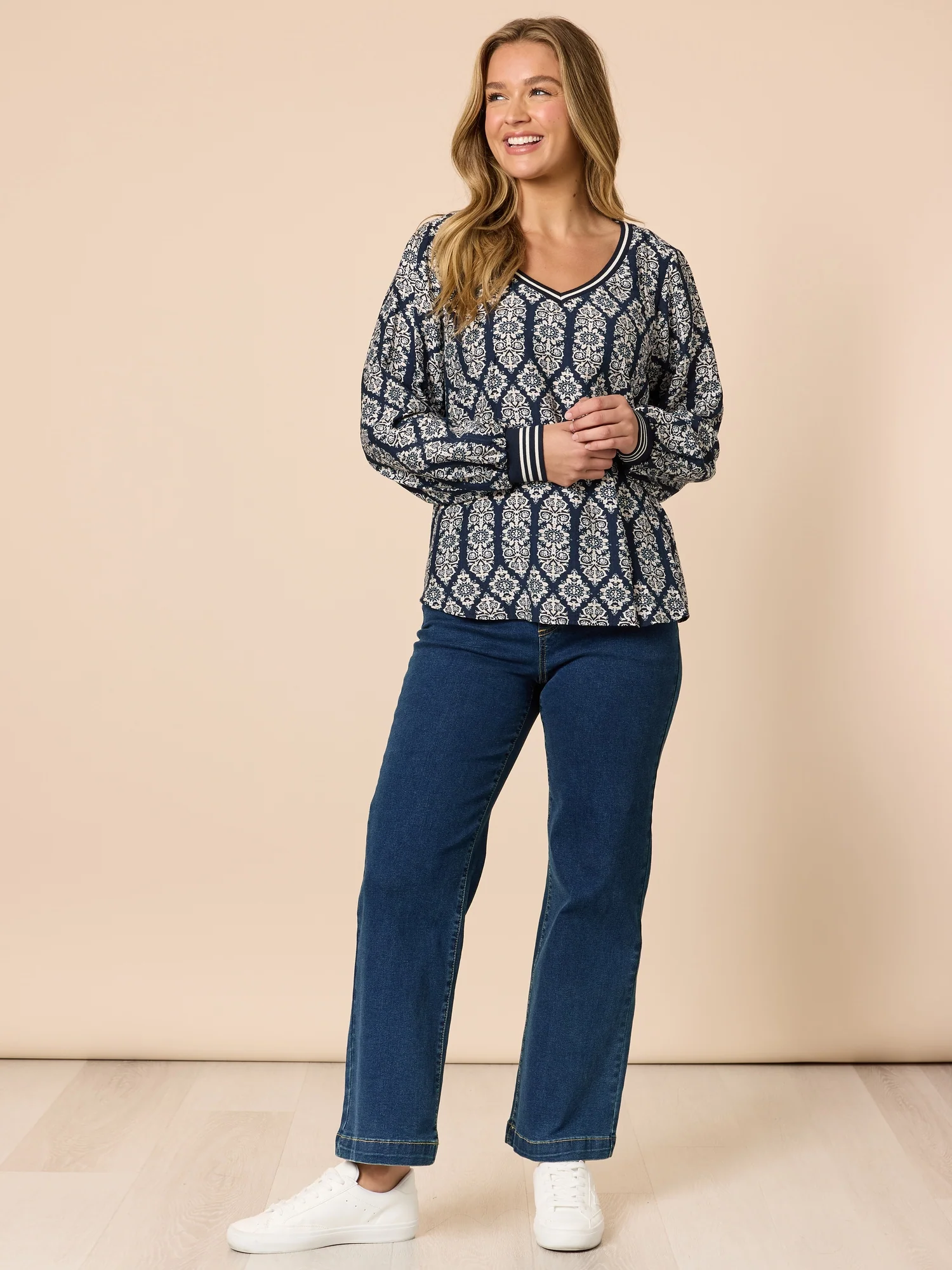 Lola Print Top - Navy/White - Image 6