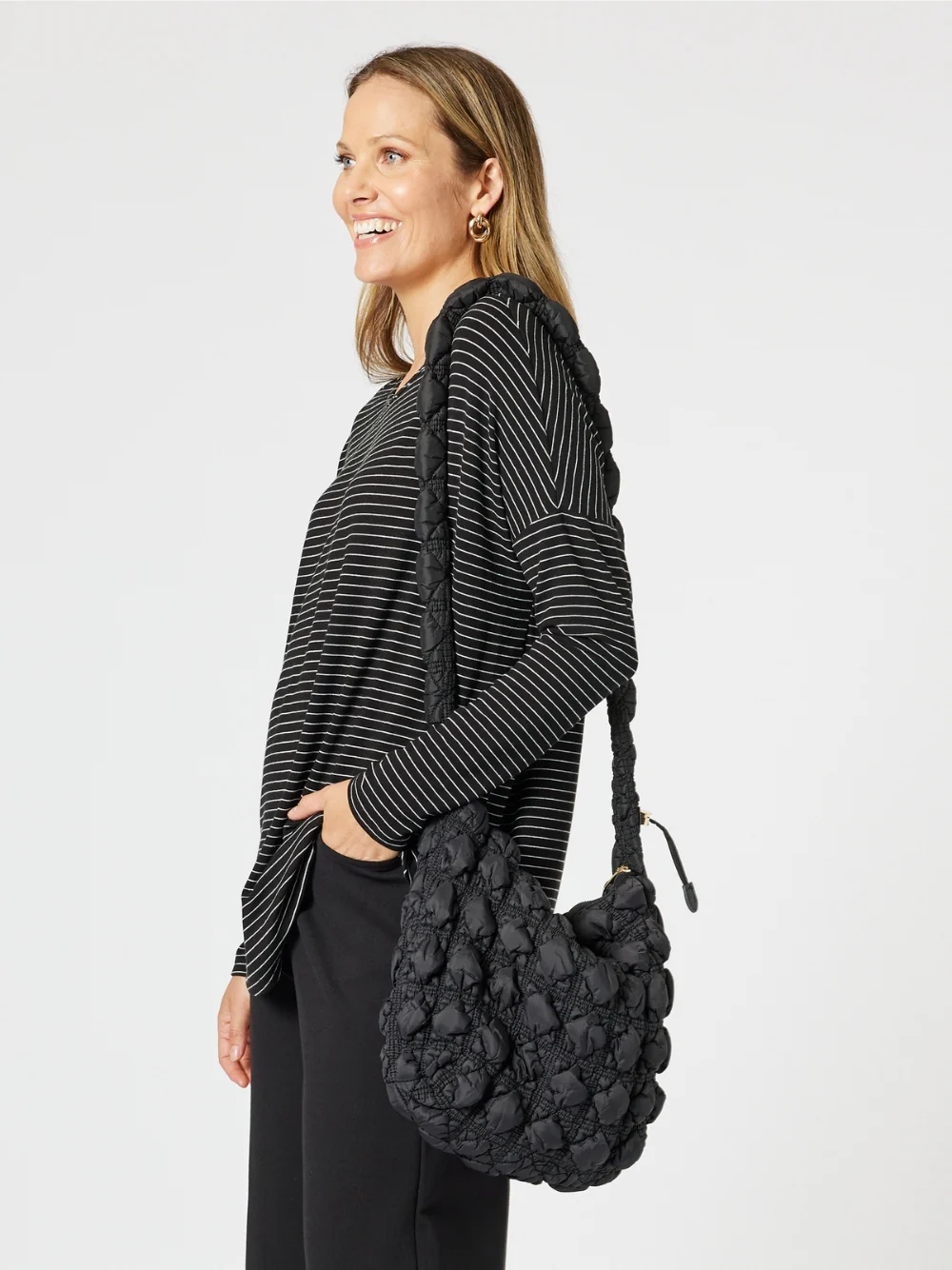 Off the Grid Puffer Bag - Black - Image 4