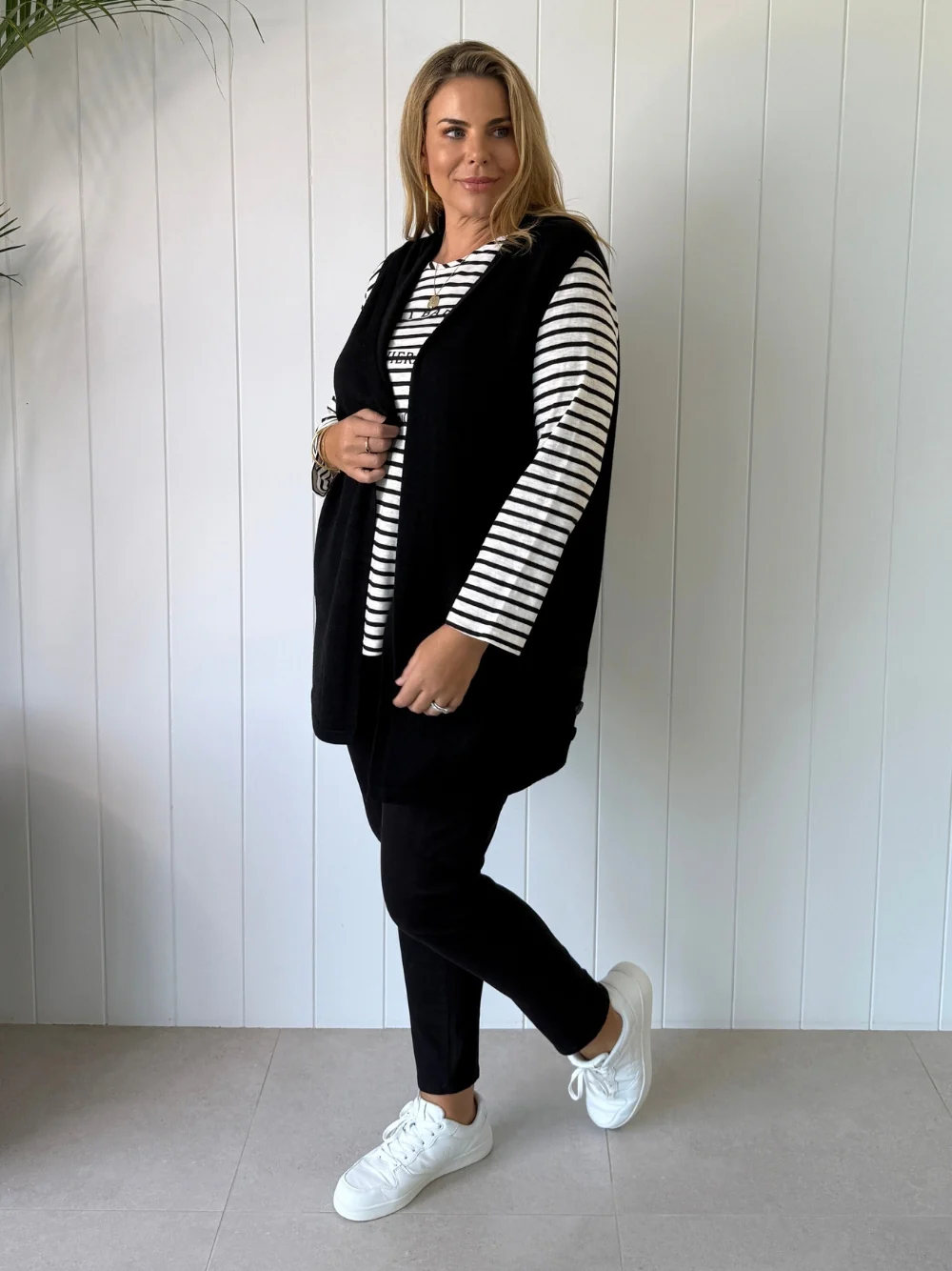 Ollie Side Button Vest - Black - Image 5