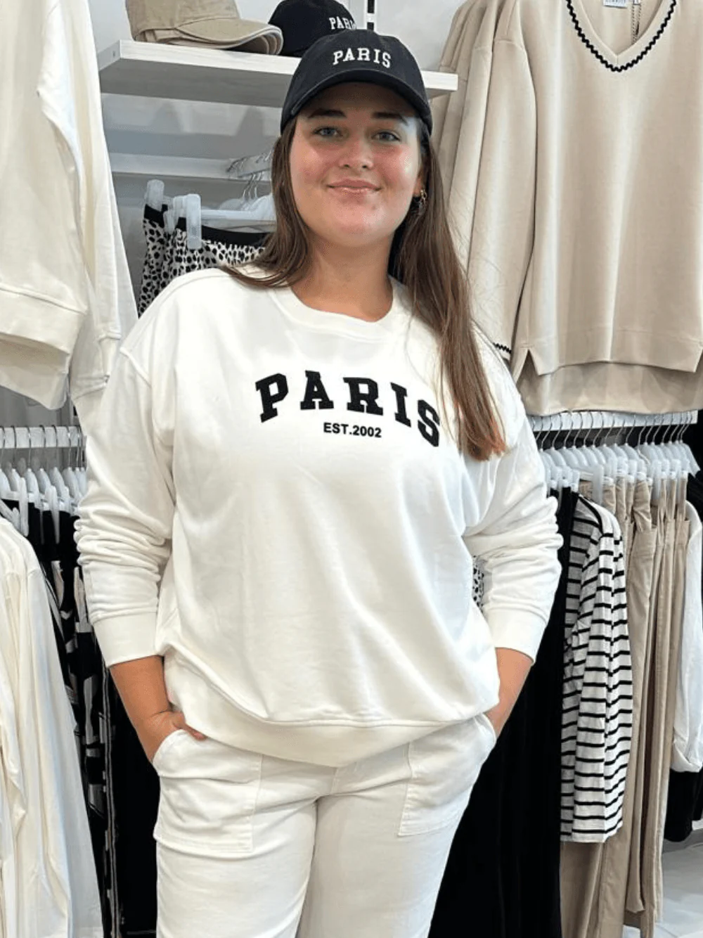 Paris Cap - Black - Image 3