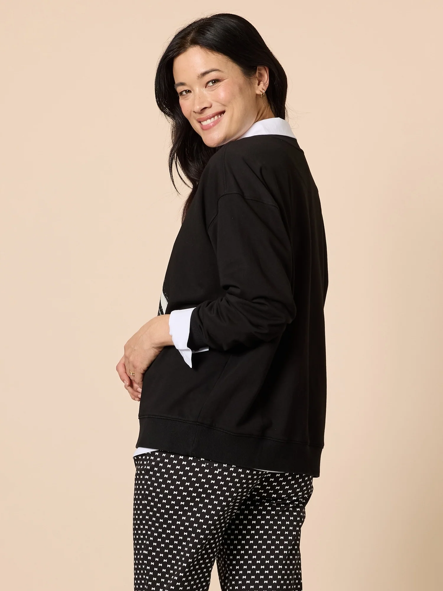 Pretty Bow Print Sweatshirt - Black - Image 4