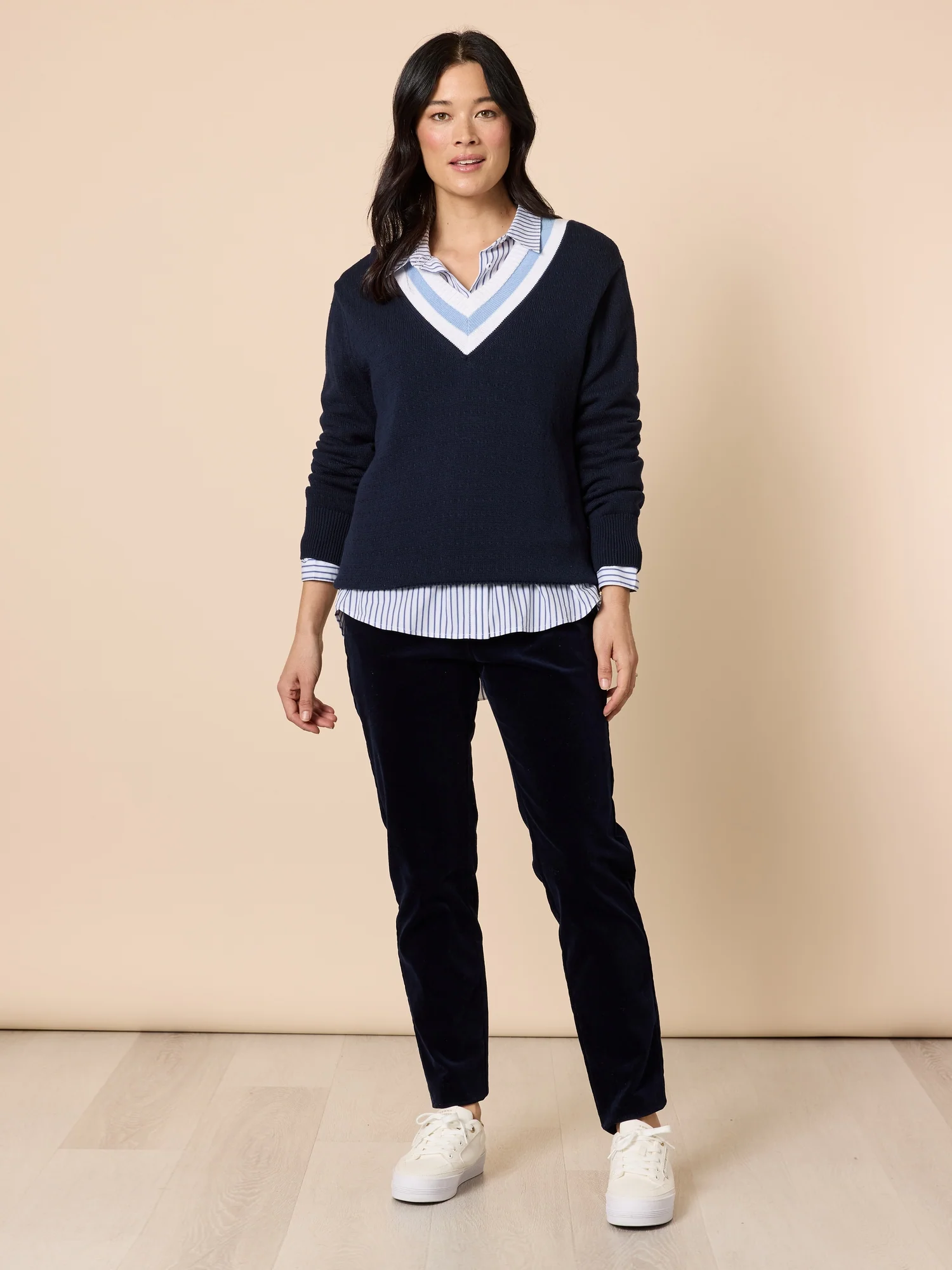 Princeton V Neck Knit Jumper - Navy - Image 3