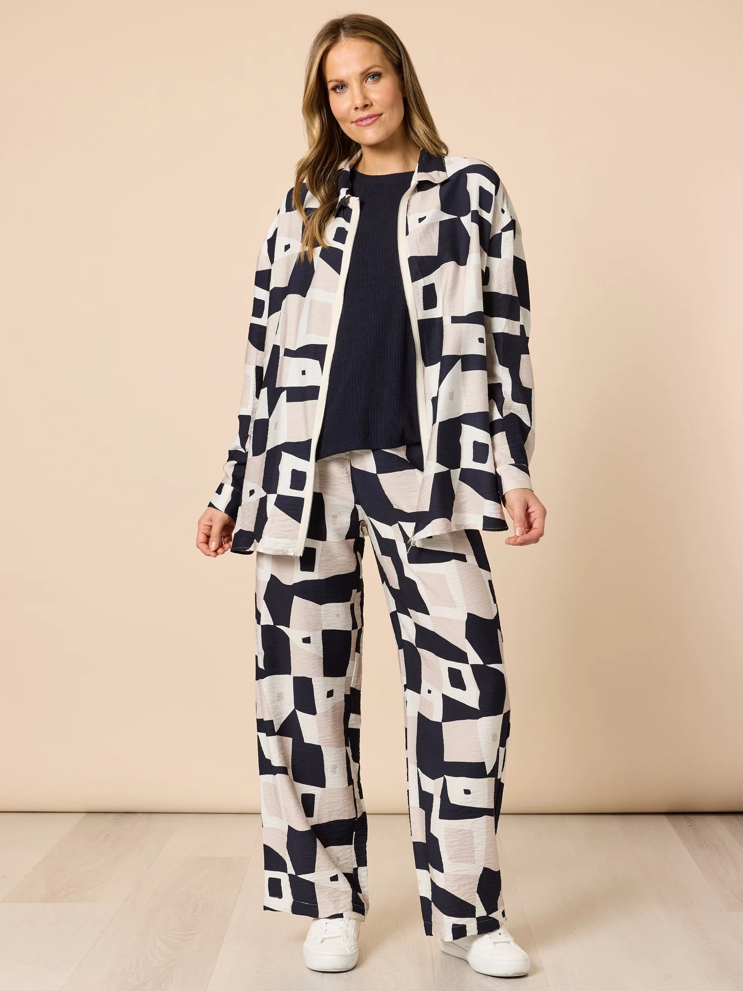 Rive Gauche Print Wide Leg Pant - Navy Multi - Image 6
