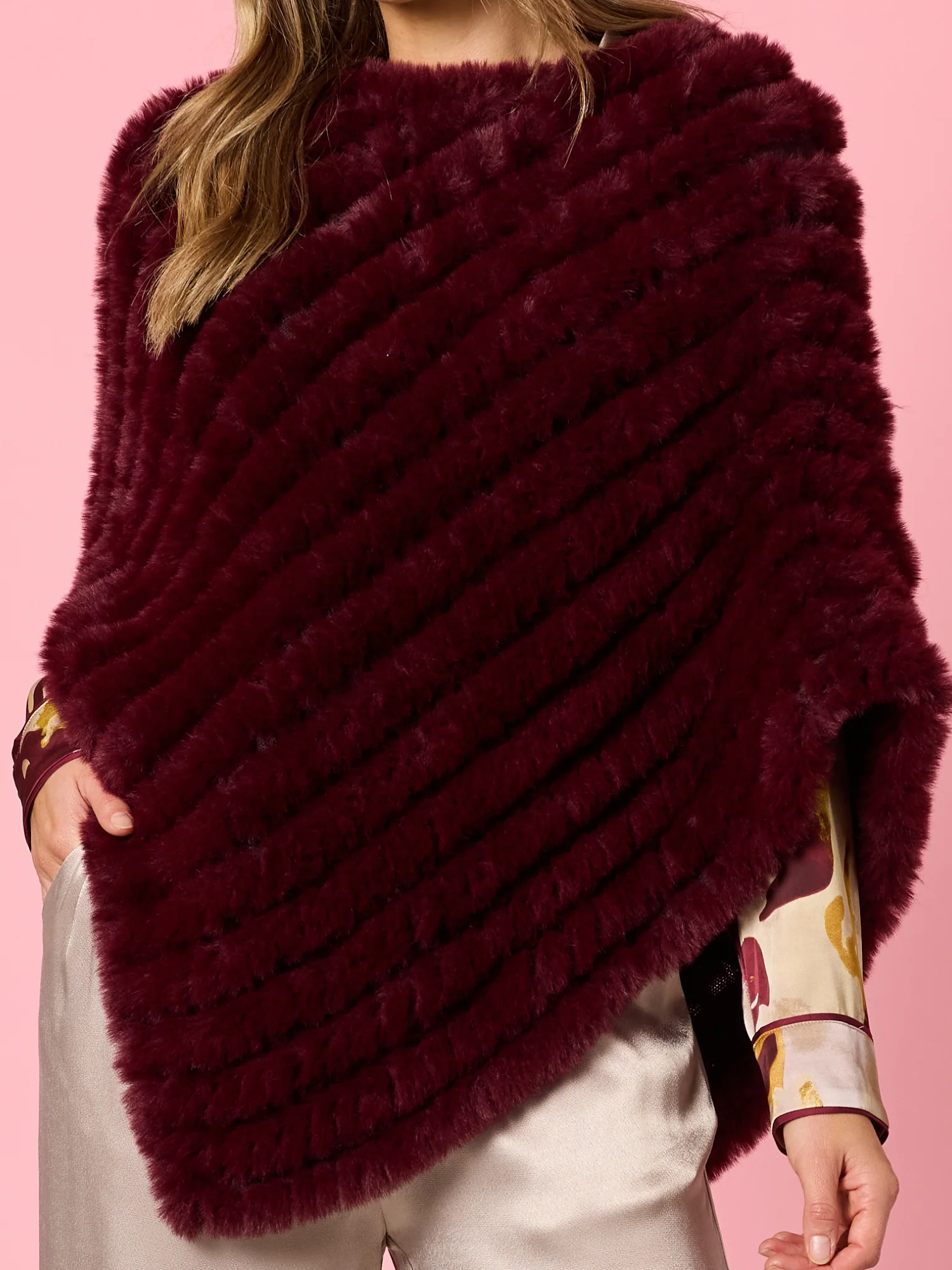 Roma Faux Fur Poncho - Shiraz - Image 3