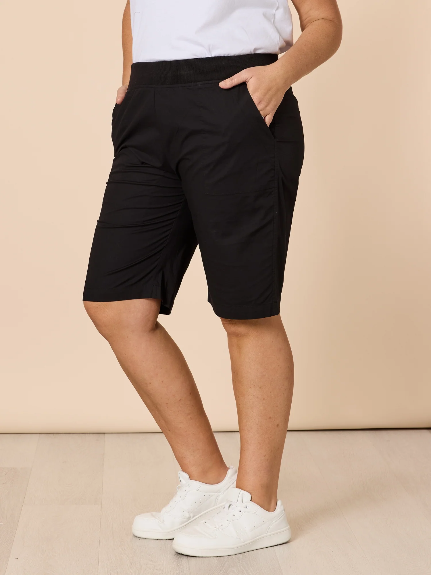 Santorini Cotton Pull On Short - Black - Image 9