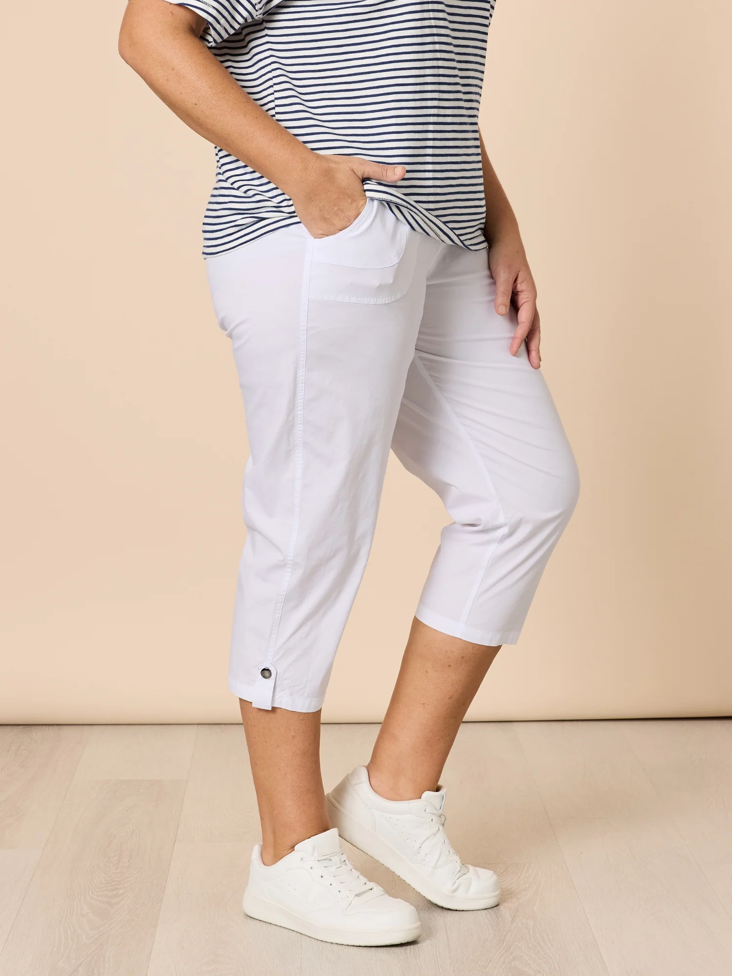 Santorini Cropped Cotton Pant - White - Image 8