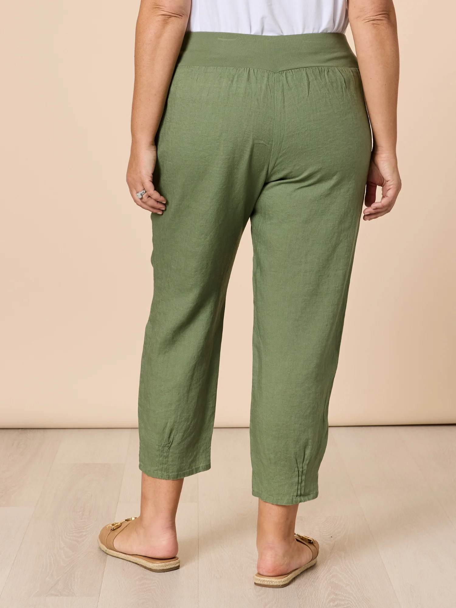 Sarah Linen Pleat Hem Pant - Khaki - Image 8