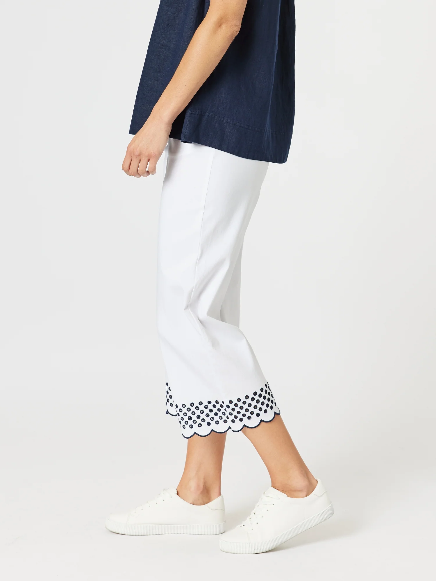 Scallop Hem Pant - White/Navy - Image 5