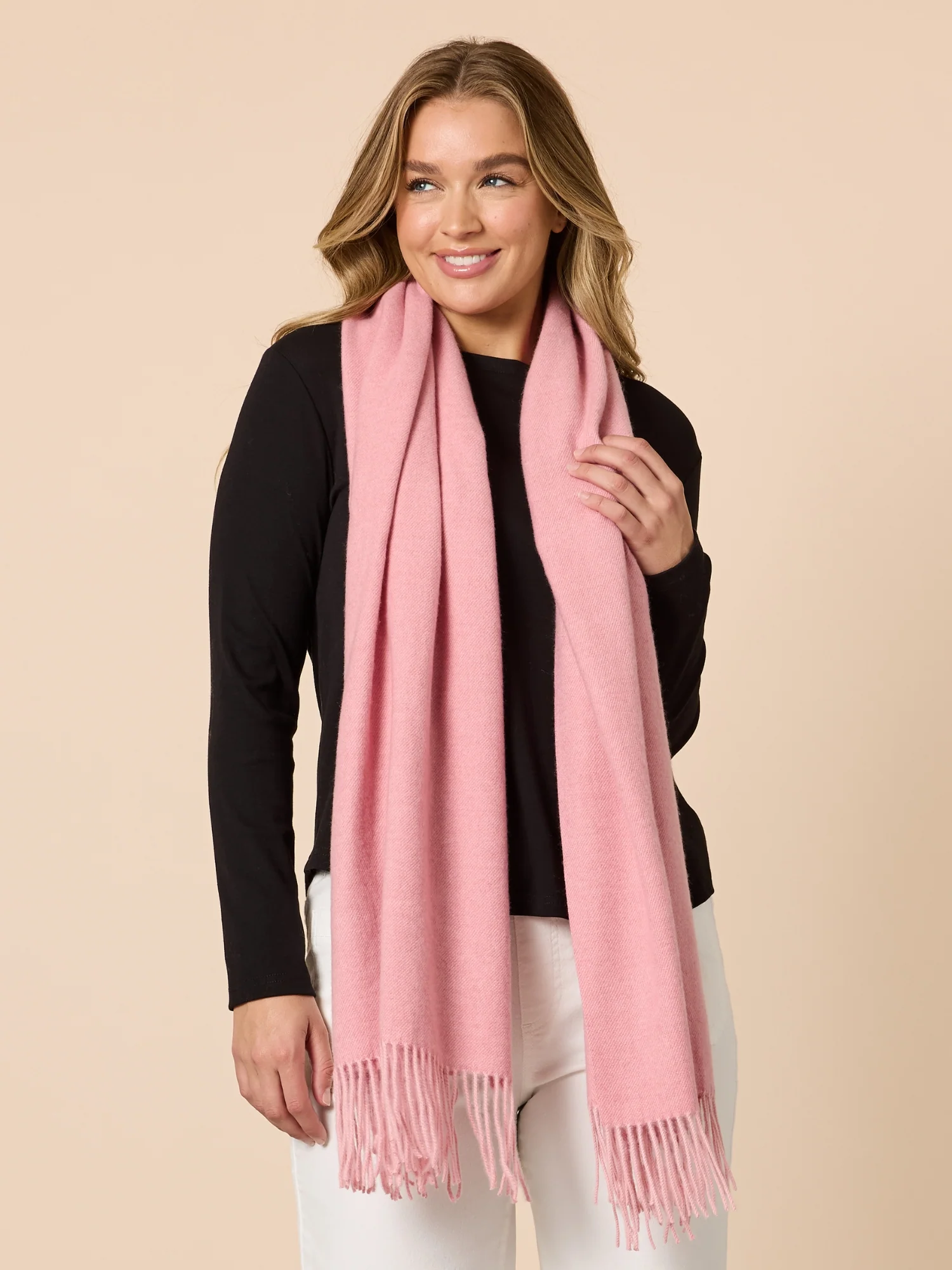 Cosy Fringe Scarf - Pink