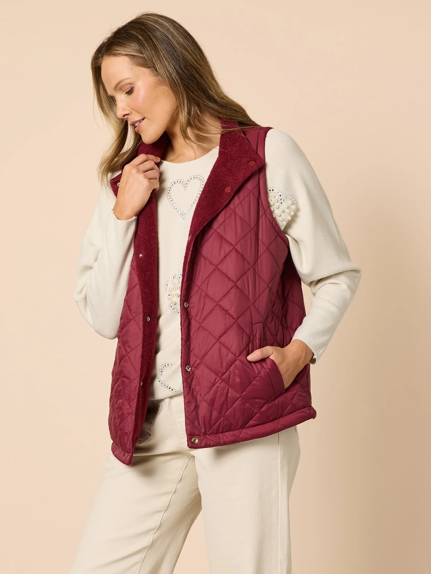 St Moritz Reversible Quilted Vest - Shiraz - Image 3