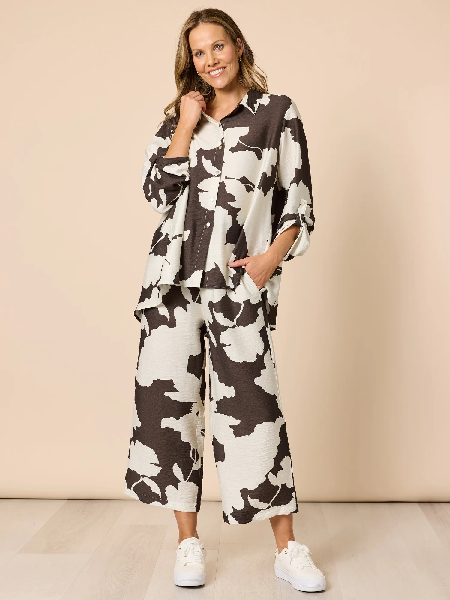 Toulouse Floral Print Wide Leg Pant - Coffee Ivory - Image 7