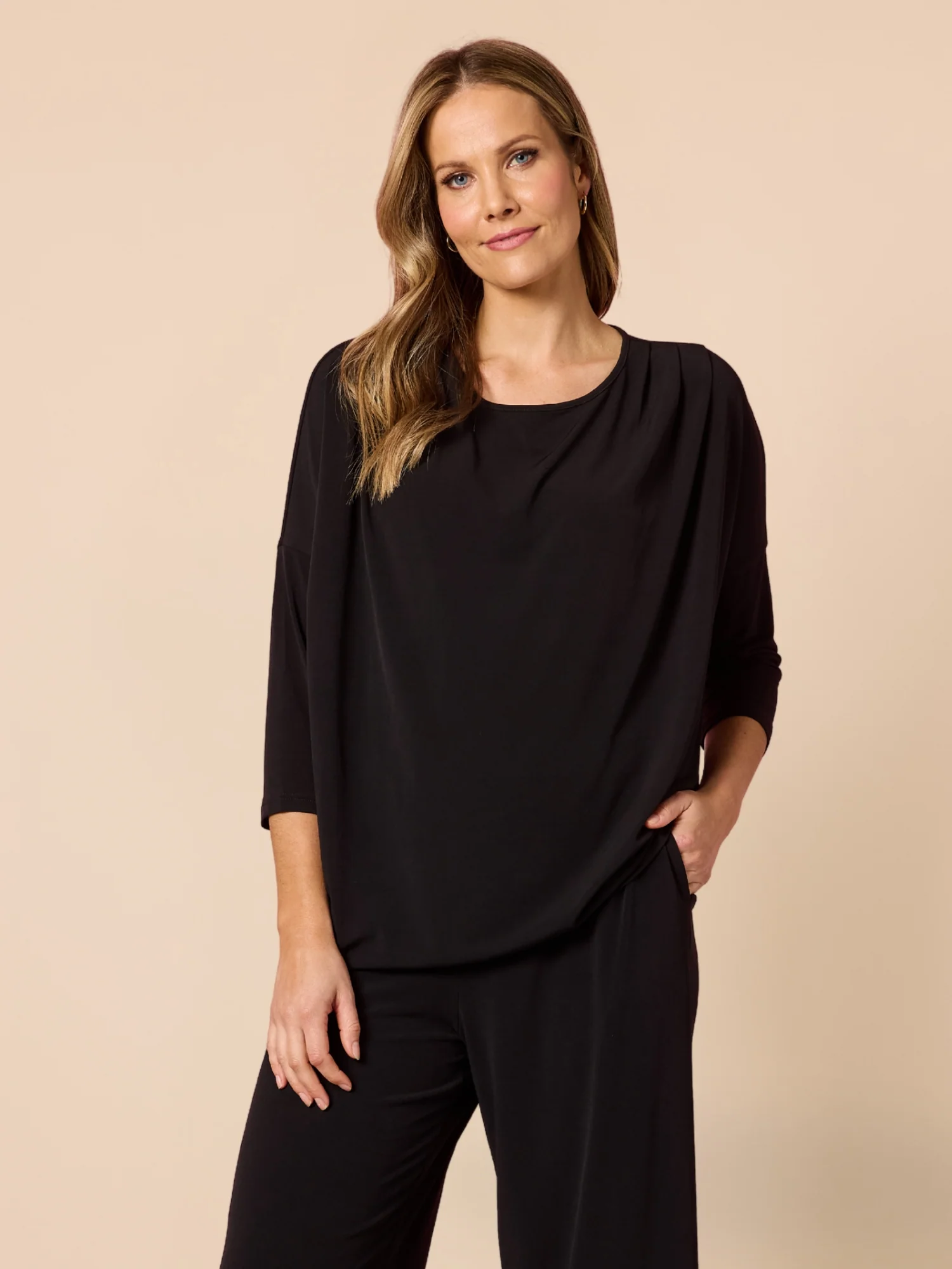 Traveller Pleat Top - Black