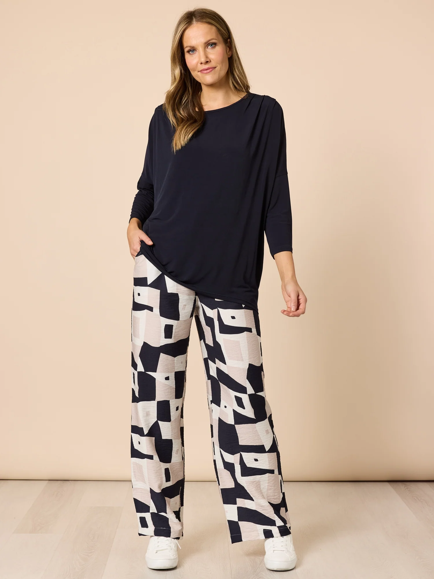 Traveller Pleat Top - Navy - Image 2