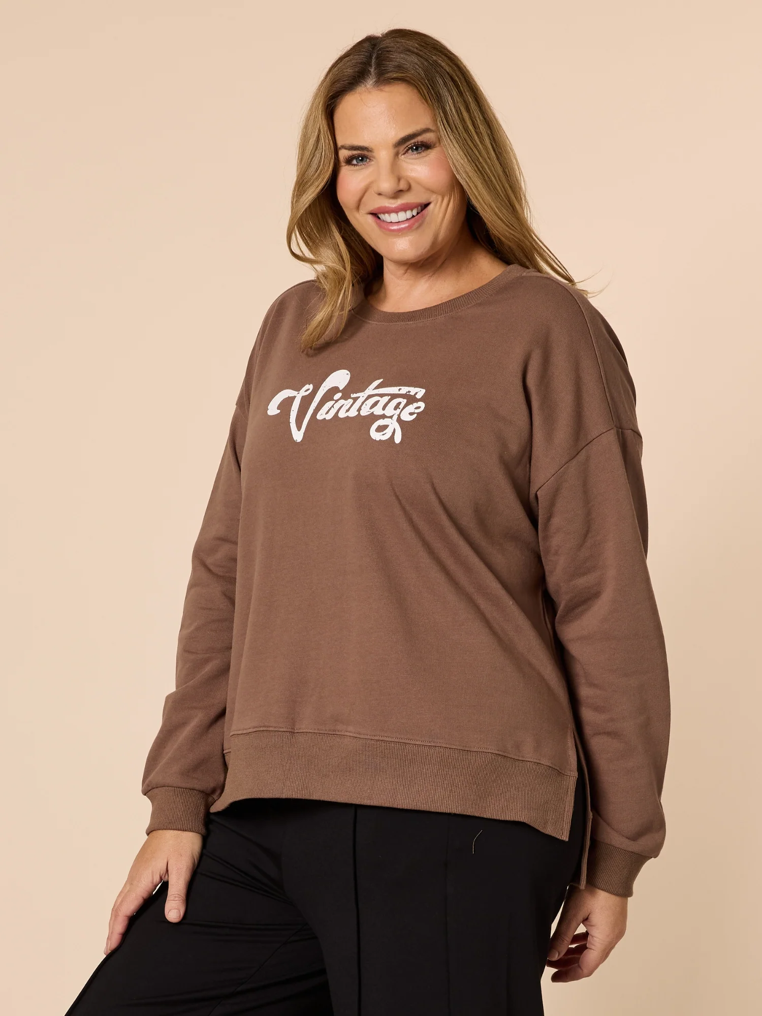 Vintage Sweatshirt - Chocolate - Image 6